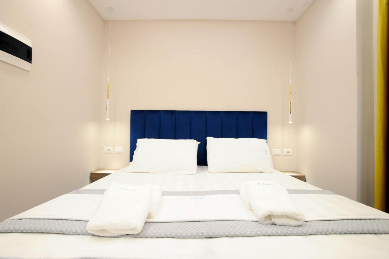 סרנדה Afrodite Suites מראה חיצוני תמונה