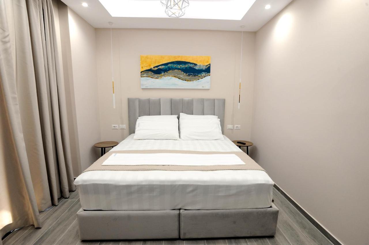 סרנדה Afrodite Suites מראה חיצוני תמונה